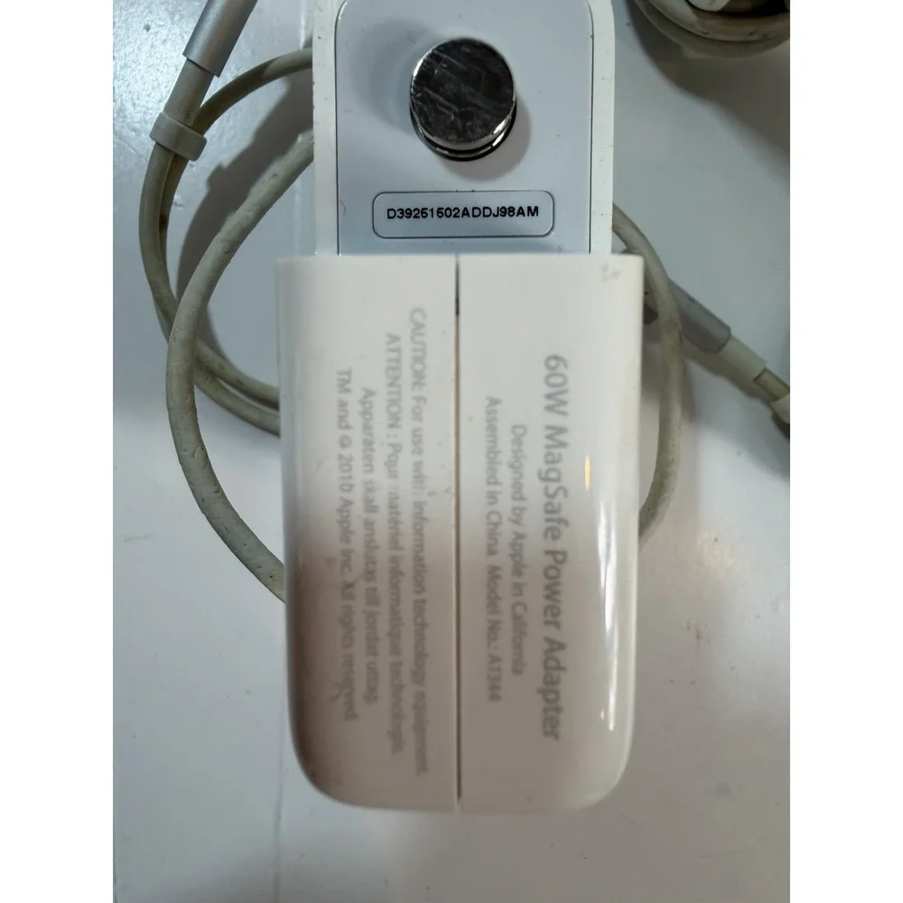 Lot of Apple MagSafe 60W, 85W Power Adapters & Cables (For Parts/As Is)